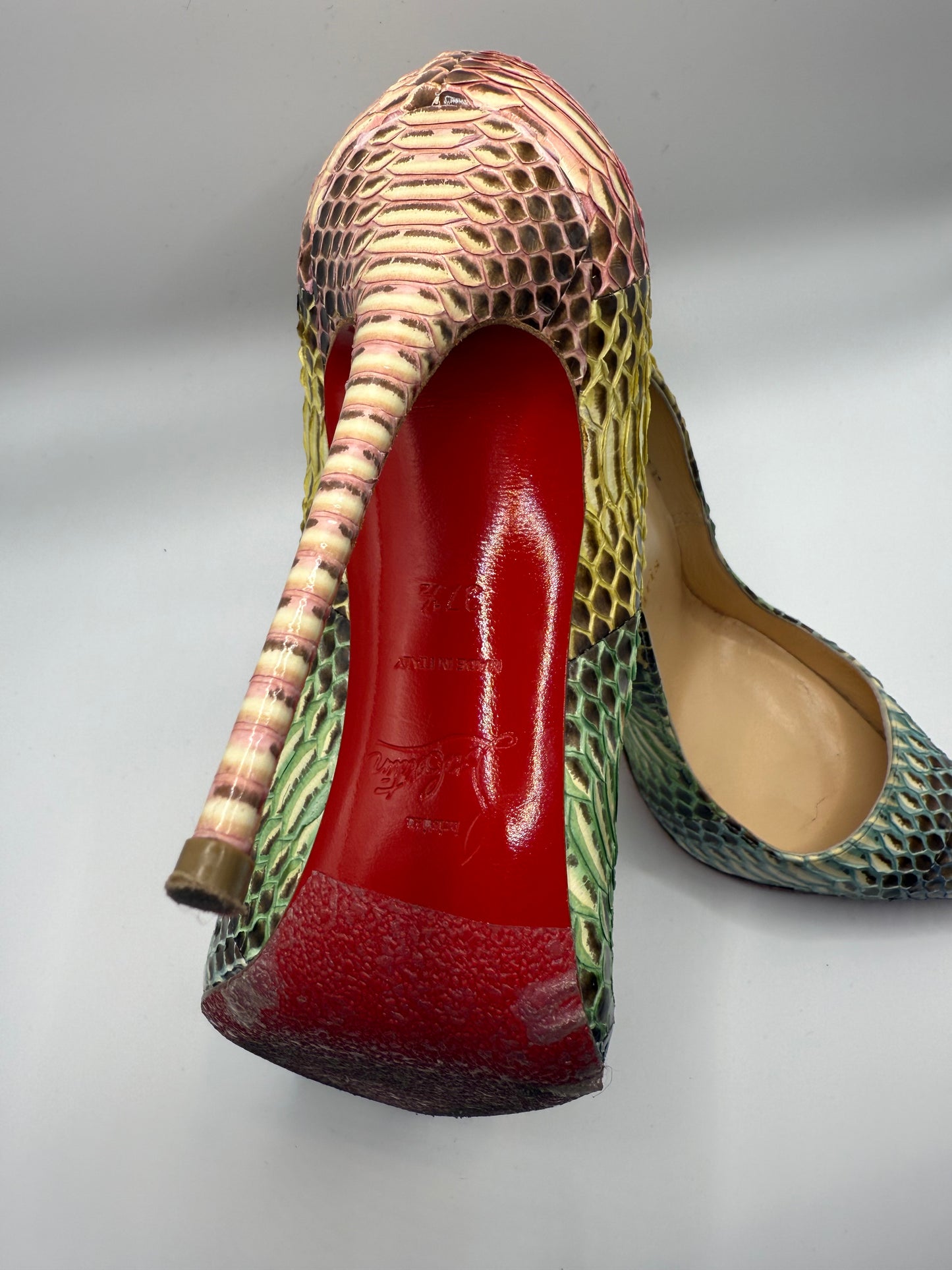 Christian Louboutin Pumps